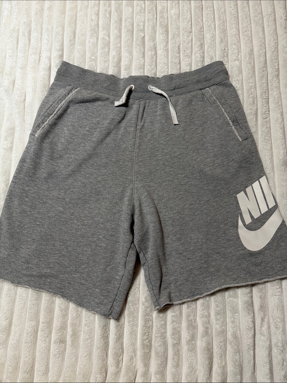 Nike Men's Gray Athletic Shorts | Size Large